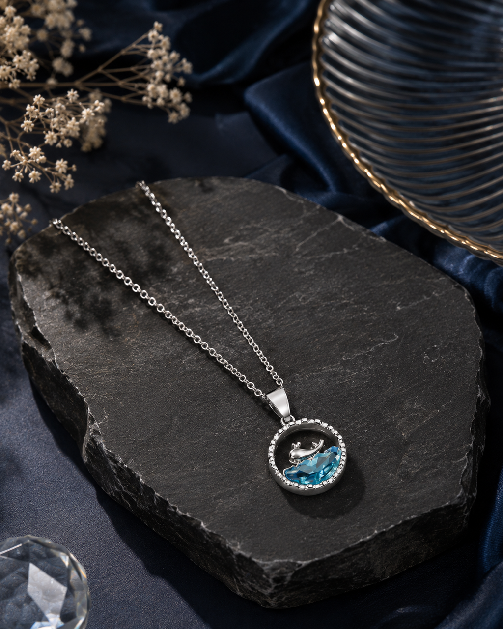 Ocean Swan Silver Pendant Necklace